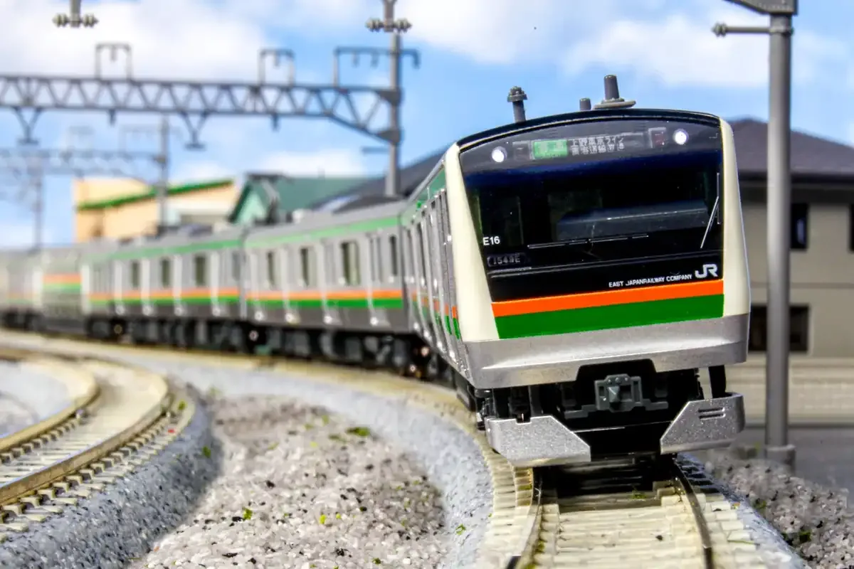 KATO N Gauge Starter Set E233 3000 Tokaido Ueno Tokyo Railway Model 10-019
